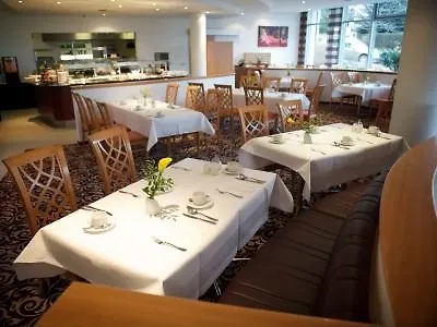 Ramada By Wyndham 4* דרזדן