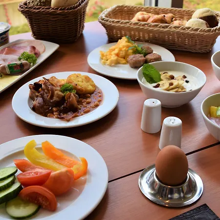 Ramada By Wyndham 4*