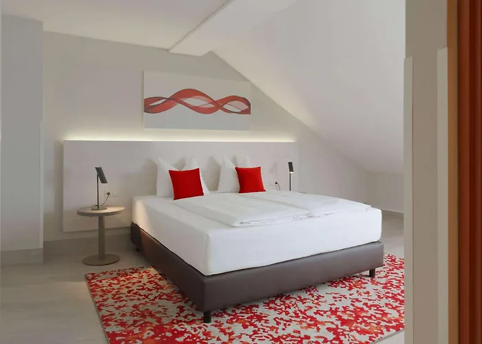 فندق Ramada By Wyndham