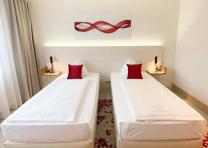 Ramada By Wyndham 4*