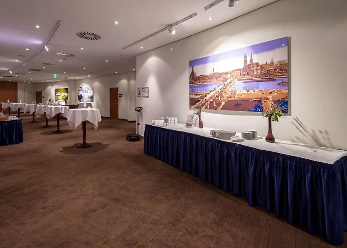 Ramada By Wyndham 4*