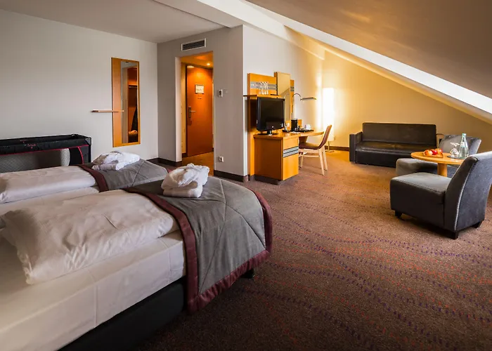 فندق Ramada By Wyndham