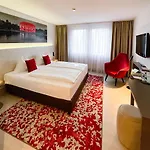 Szálloda Ramada By Wyndham 4*
