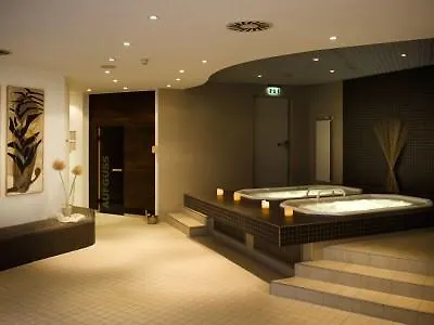 Ramada By Wyndham 4* دريسدن