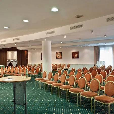 Ramada By Wyndham Drážďany