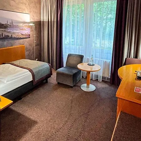 Ramada By Wyndham Dresden
