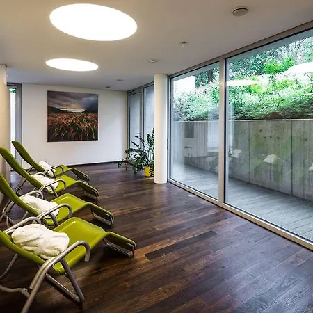 Ramada By Wyndham 4*