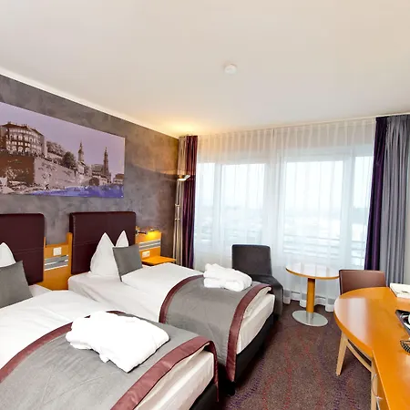 Ramada By Wyndham 4* Drážďany