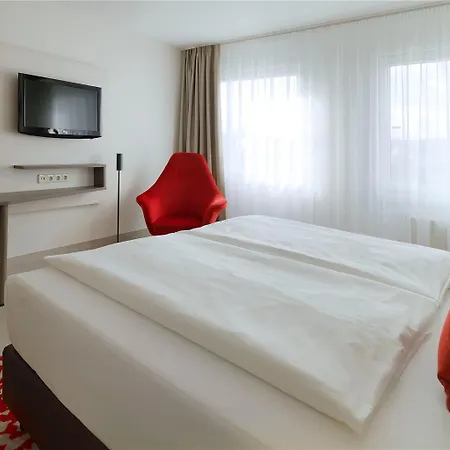 Ramada By Wyndham 4* Drážďany