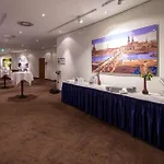 Ramada By Wyndham 4*