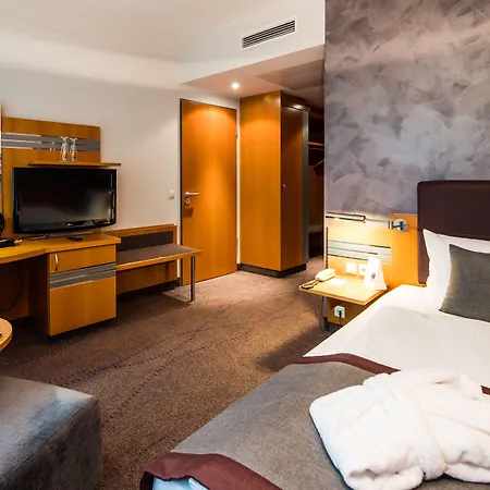 Ramada By Wyndham 4*