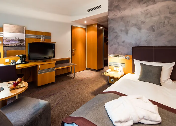 Ramada By Wyndham 4*