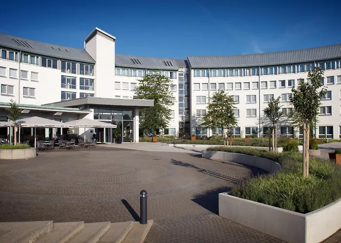 Ramada By Wyndham Drezda